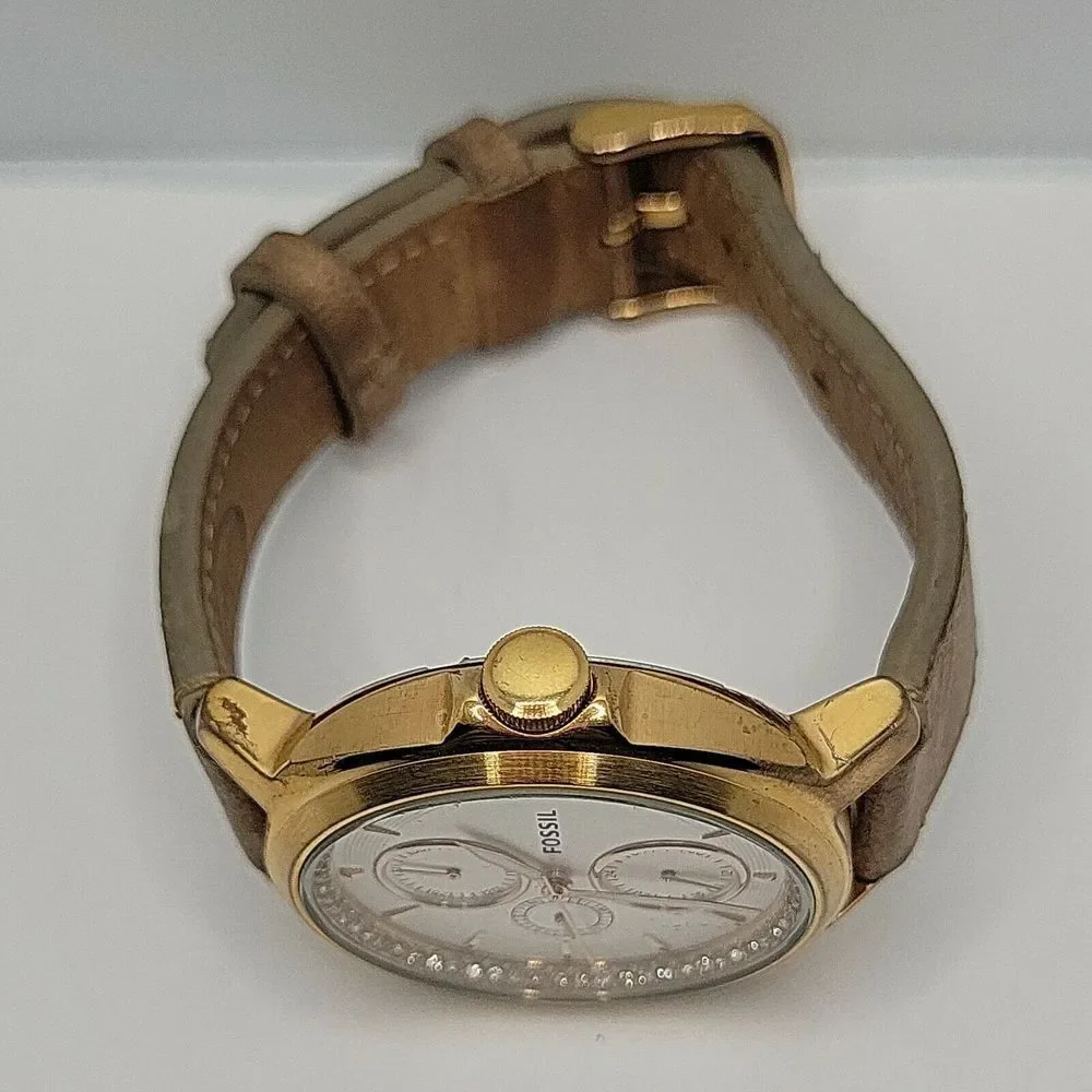 Fossil Chelsey ES3358 Women's Beige Leather Analog Dial Quartz Wrist Watch DE216